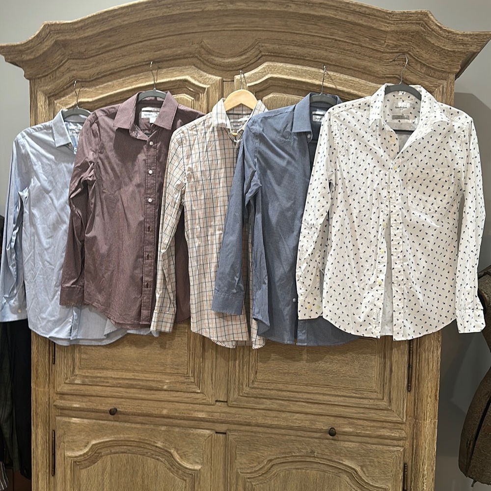 Men's cotton button-downs size Small